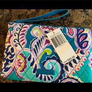 Vera Bradley Wristlet -NWT
